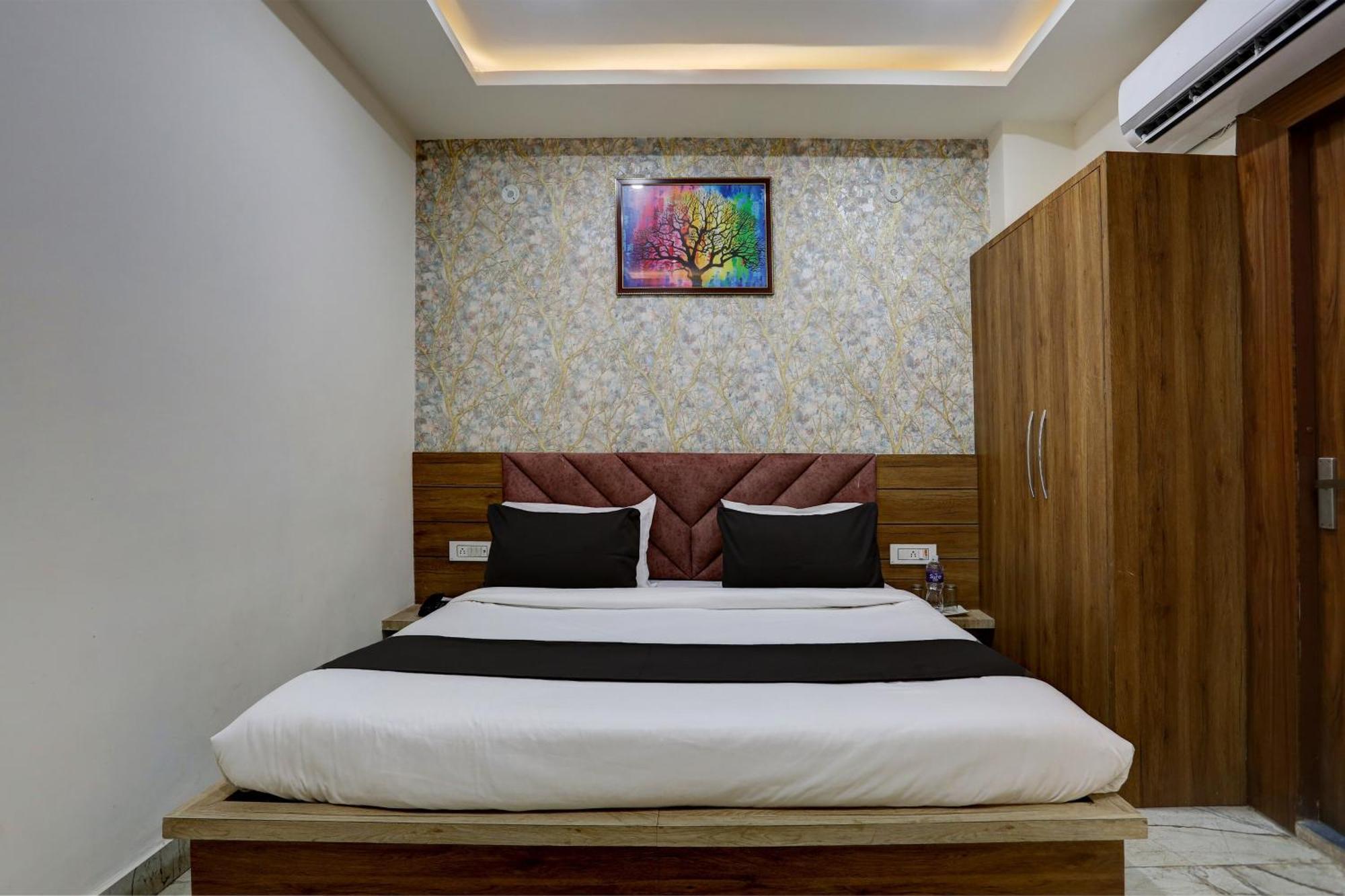 Collection O Jairaj Hotel Alwar Ngoại thất bức ảnh